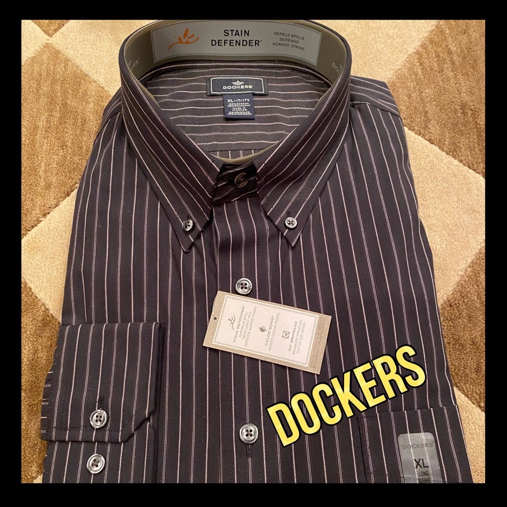 💥NWT💥Dockers striped button down striped dress shirt